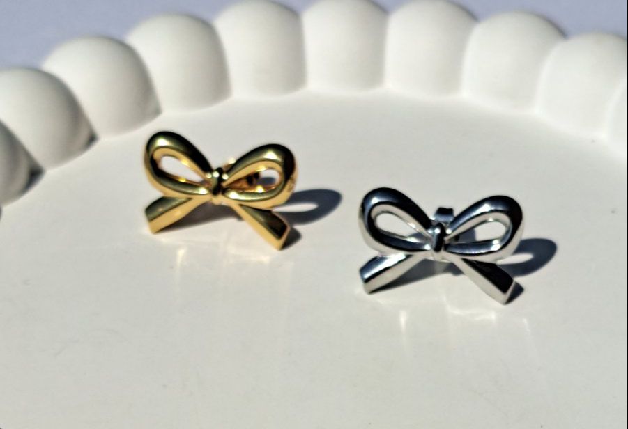 0-02-05-7c3aeaaa031f037499ce1fd74e0fa0025934efbf1b95f01c3914987d064de1e1_ffdb0294646dfe51 Σκουλαρικια φιογκος - Image 1